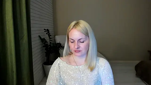 Snapshot of Alicee_Gracee chatting on 7, 2, 2026 Alicee Gracee online show from 7, 2, 2026