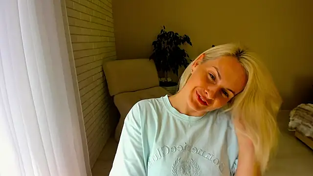 Alicee Gracee online show from 22, 9, 2025