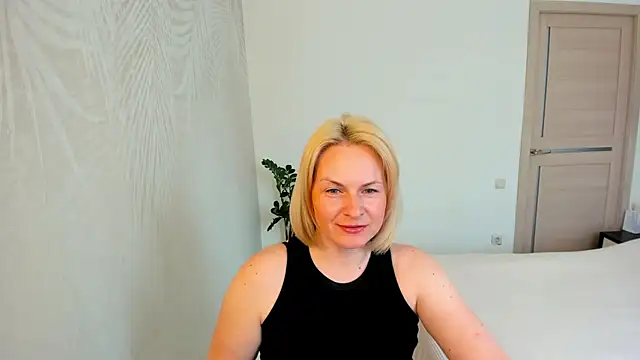 Alicee Gracee online show from 24, 4, 2026