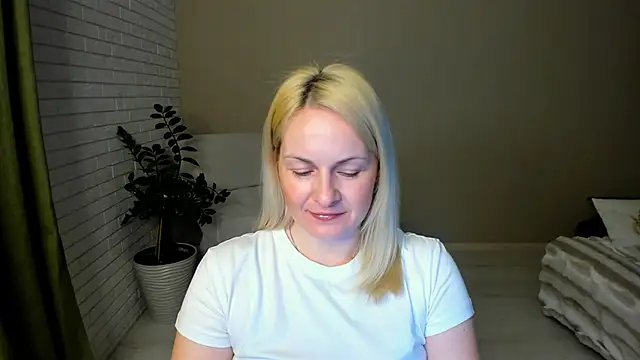 Snapshot of Alicee_Gracee chatting on 22, 2, 2026 Alicee Gracee online show from 22, 2, 2026