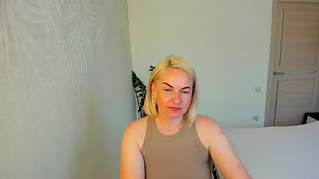 Alicee Gracee online show from 3, 6, 2026