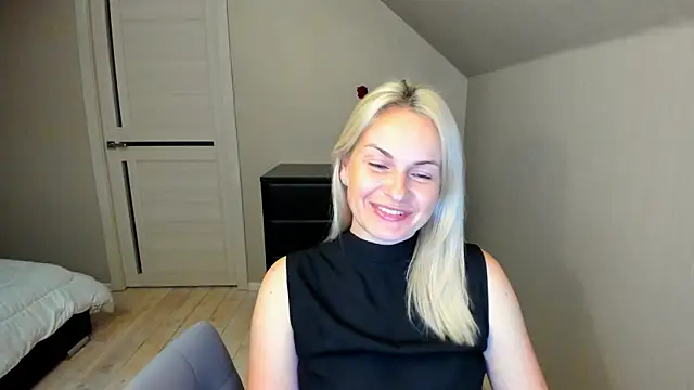 Alicee Gracee online show from 28, 9, 2025