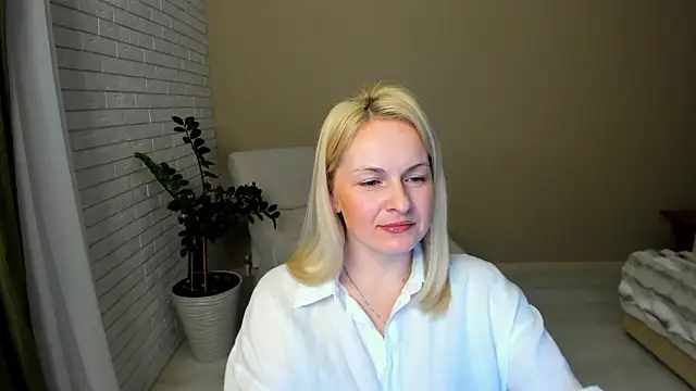 Snapshot of Alicee_Gracee chatting on 16, 2, 2026 Alicee Gracee online show from 16, 2, 2026