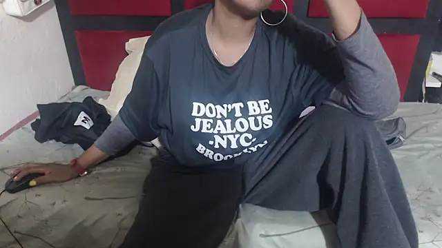 MaximTease24 online show from 12, 4, 2026