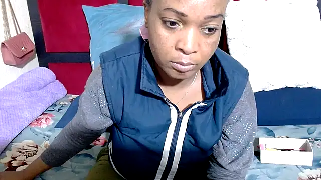 Snapshot of MaximTease24 chatting on 21, 6, 2026 MaximTease24 online show from 21, 6, 2026