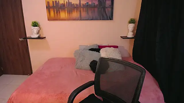 cristal-evanns online show from 28, 11, 2025