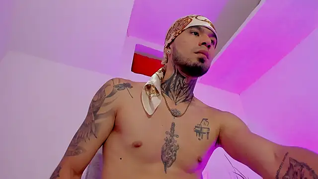 Anthony-Martin online show from 4, 12, 2025