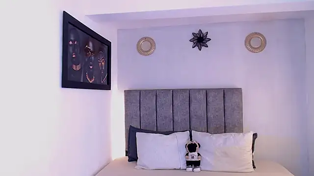 evil boys 77 online show from 27, 1, 2025