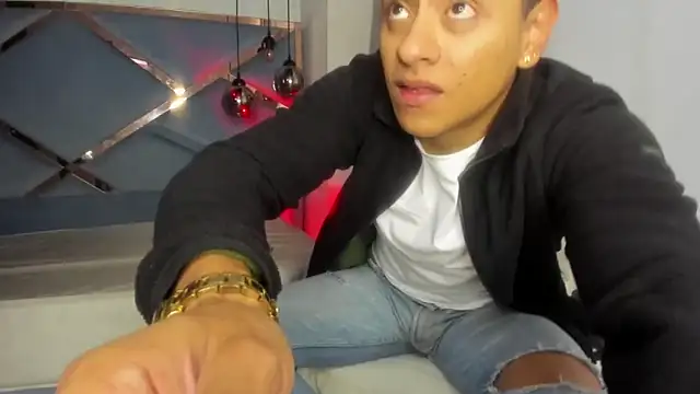 Lucii fer  online show from 1, 3, 2026