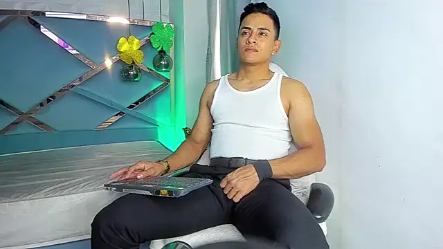 Lucii fer  online show from 17, 3, 2026