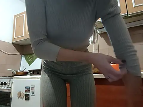 Snapshot of beaverwoman chatting on 10, 11, 2025 beaverwoman online show from 10, 11, 2025