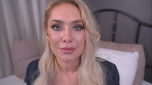 IsadoraDunkan online show from 14, 3, 2025