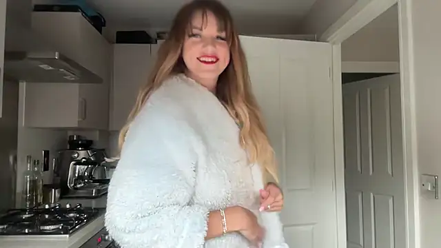 LustfulLuna  online show from 7, 2, 2025