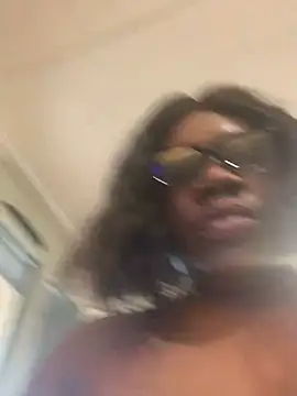 bonbonaumiel online show from 5, 1, 2025