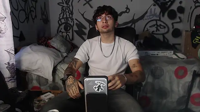 Dereck Dickson online show from 17, 12, 2025