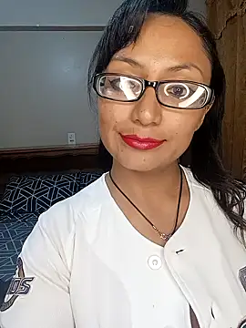 Lucy Chery online show from 21, 10, 2025