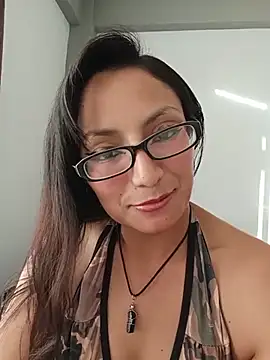 Lucy Chery online show from 22, 6, 2026