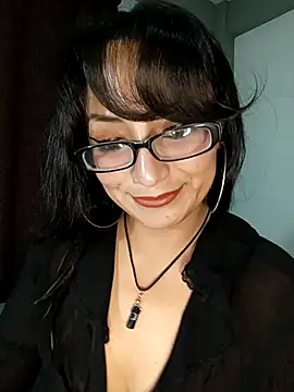 Lucy Chery online show from 2, 7, 2026