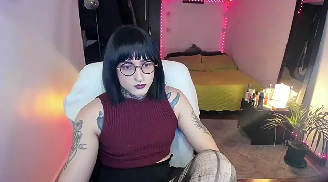 ShiiraVelkor online show from 1, 3, 2025