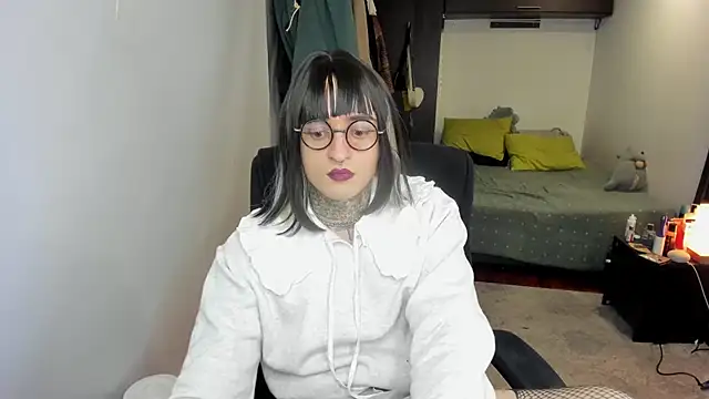 ShiiraVelkor online show from 24, 11, 2025