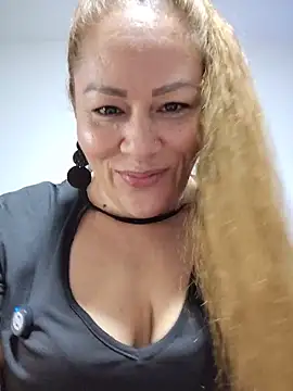 Snapshot of SluttyMilf79 chatting on 2, 7, 2026 SluttyMilf79 online show from 2, 7, 2026