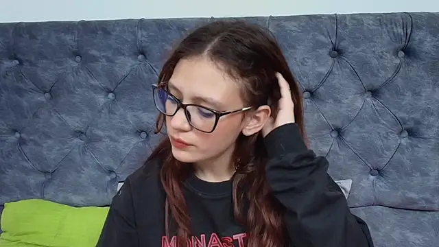 LARICSABLUE online show from 3, 2, 2026