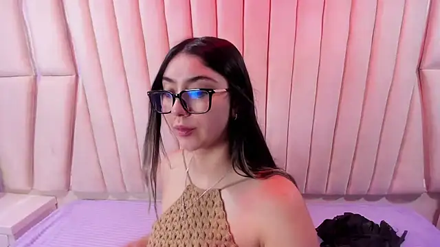 Lucy Anall  online show from 22, 3, 2026