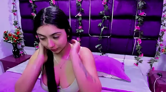 Lucy Anall  online show from 5, 3, 2025