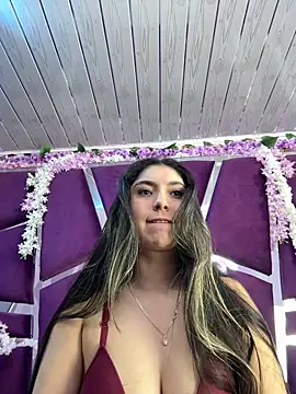 Lucy Anall  online show from 17, 6, 2026