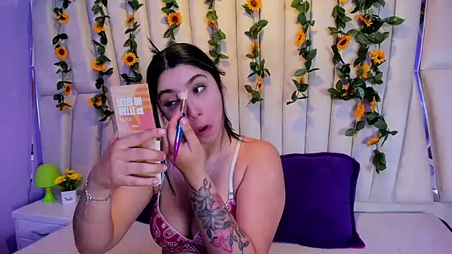 Lucy Anall  online show from 11, 2, 2025