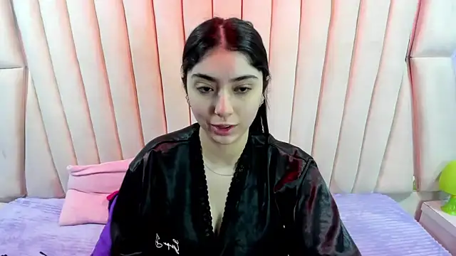 Lucy Anall  online show from 30, 4, 2026