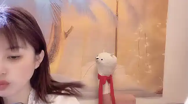 Snapshot of LUIUya chatting on 18, 3, 2025 LUIUya online show from 18, 3, 2025