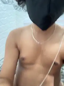 Snapshot of Rahulroy96 chatting on 5, 1, 2025 Rahulroy96 online show from 5, 1, 2025