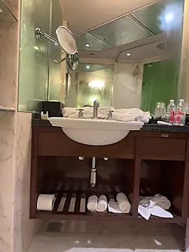 Snapshot of Rahulroy96 chatting on 20, 1, 2025 Rahulroy96 online show from 20, 1, 2025