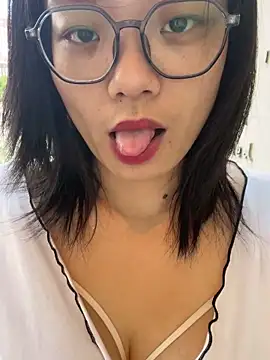 Bella0815 online show from 9, 9, 2025