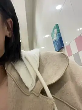 Bella0815 online show from 17, 2, 2025