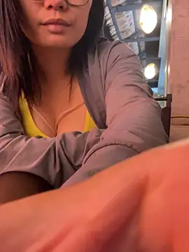 Bella0815 online show from 3, 11, 2025