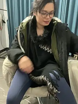 Bella0815 online show from 9, 2, 2025