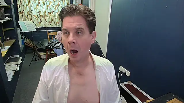 tilobinder online show from 22, 5, 2026