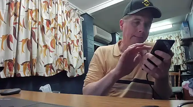 tilobinder online show from 5, 3, 2025