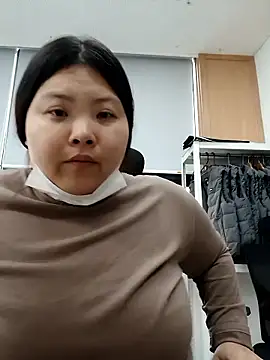 hello098712 online show from 29, 9, 2025