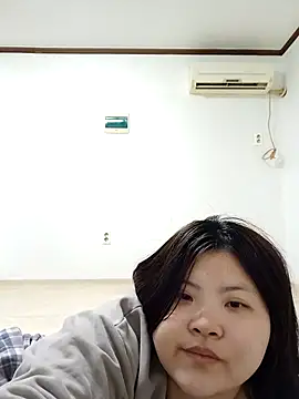 hello098712 online show from 18, 3, 2025