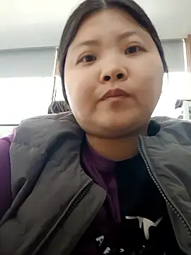 hello098712 online show from 18, 9, 2025