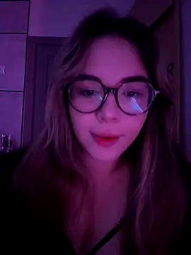 CutiePie3 online show from 3, 10, 2025