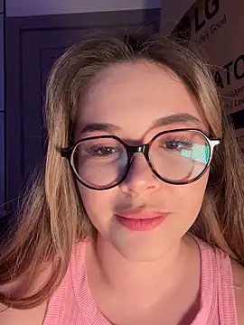 CutiePie3 online show from 22, 9, 2025