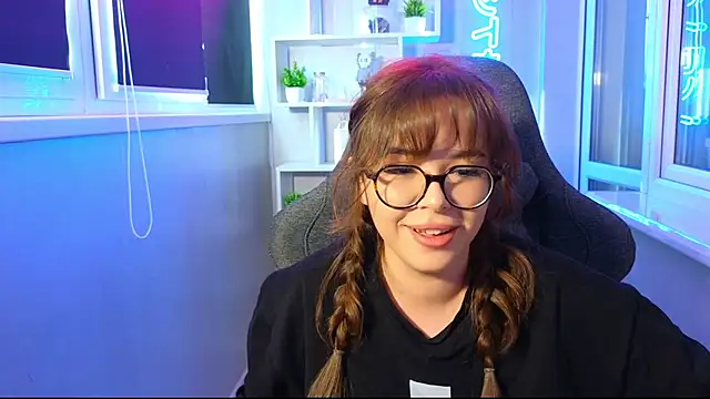 CutiePie3 online show from 30, 11, 2025