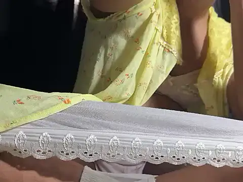 Snapshot of AssDolly chatting on 11, 9, 2025 AssDolly online show from 11, 9, 2025