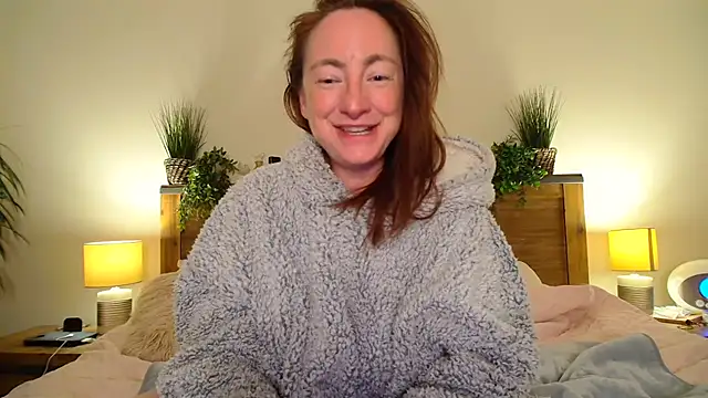 LouiseTswing online show from 6, 3, 2025