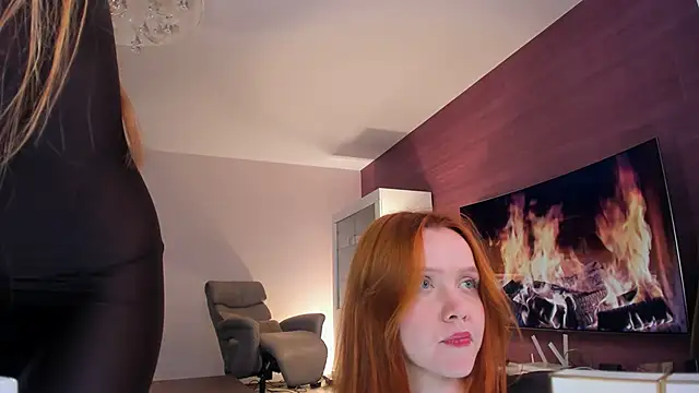 andrea x  online show from 6, 10, 2025