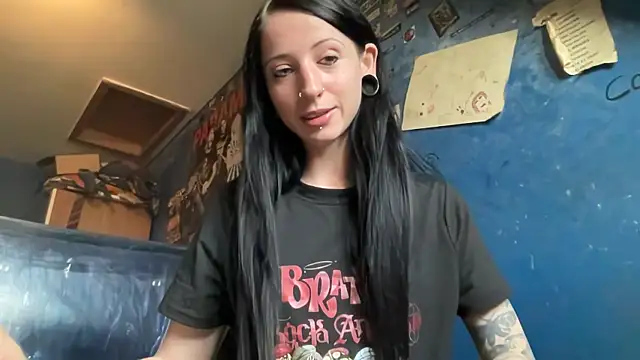 MissMidnightUK online show from 13, 9, 2025